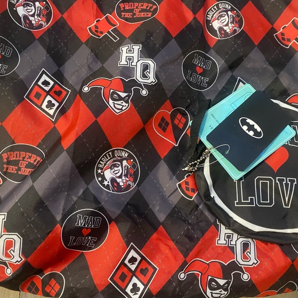 DC Comics Harley Quinn Packable Tote. New with Tags - Picture 2 of 5